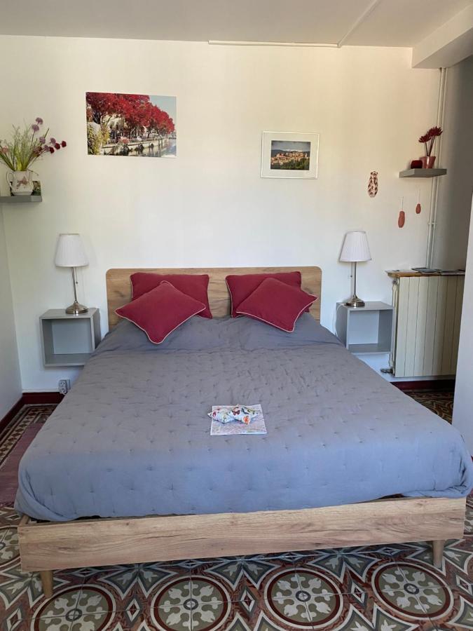 Bed and Breakfast Cote Court LʼIsle-sur-la-Sorgue Exterior foto